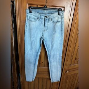 BDG Sky Blue Ankle Jeans
